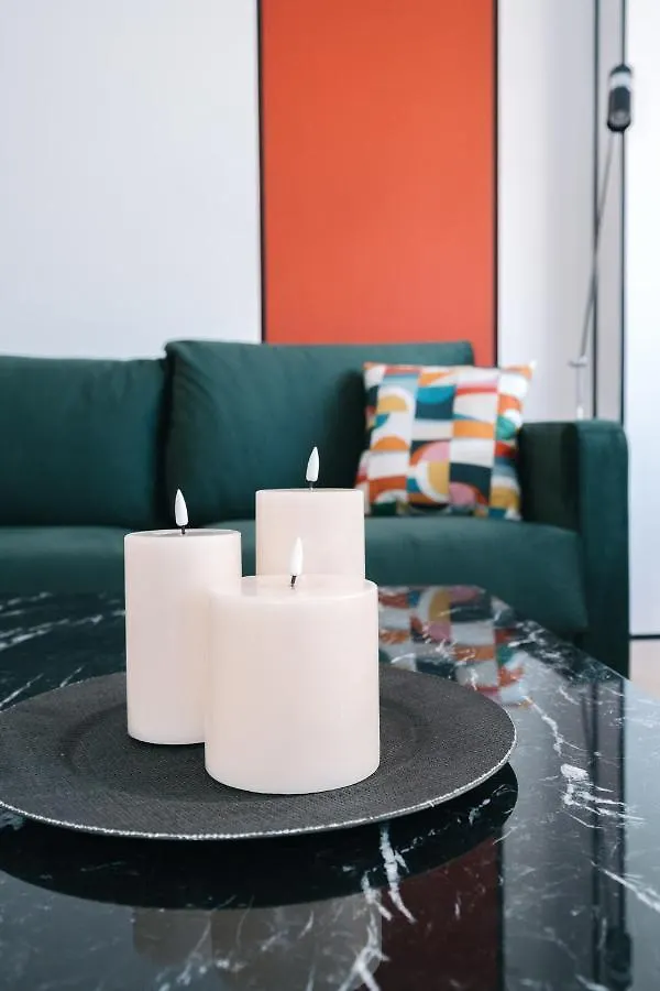 Malaga Sunshine Rentals - New Picasso Plaza - Apartment